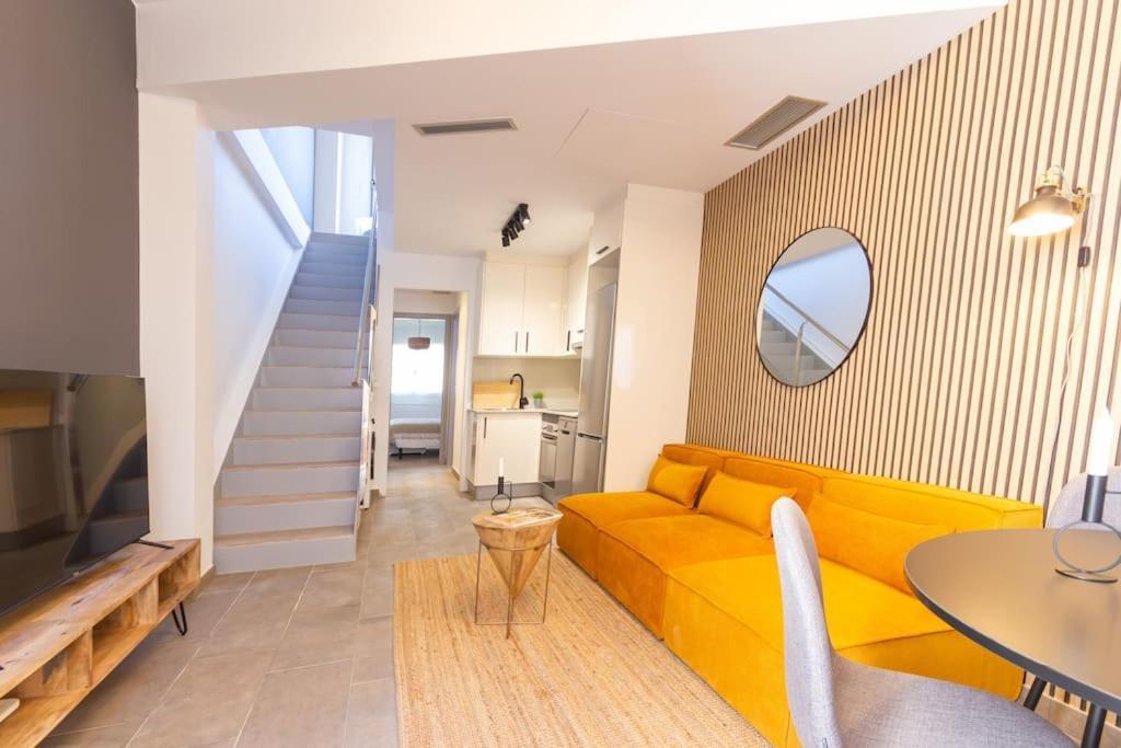 Duplex With Terrace Near Bcn Appartement Terrassa Buitenkant foto