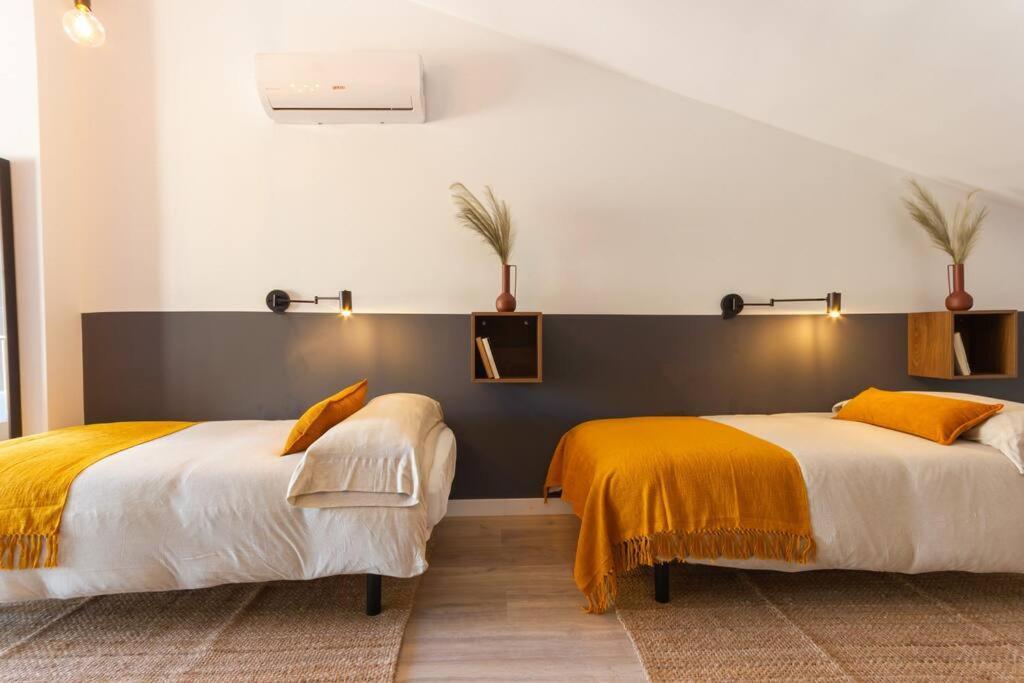 Duplex With Terrace Near Bcn Appartement Terrassa Buitenkant foto